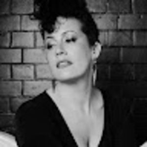 Meet your Posher, Claire